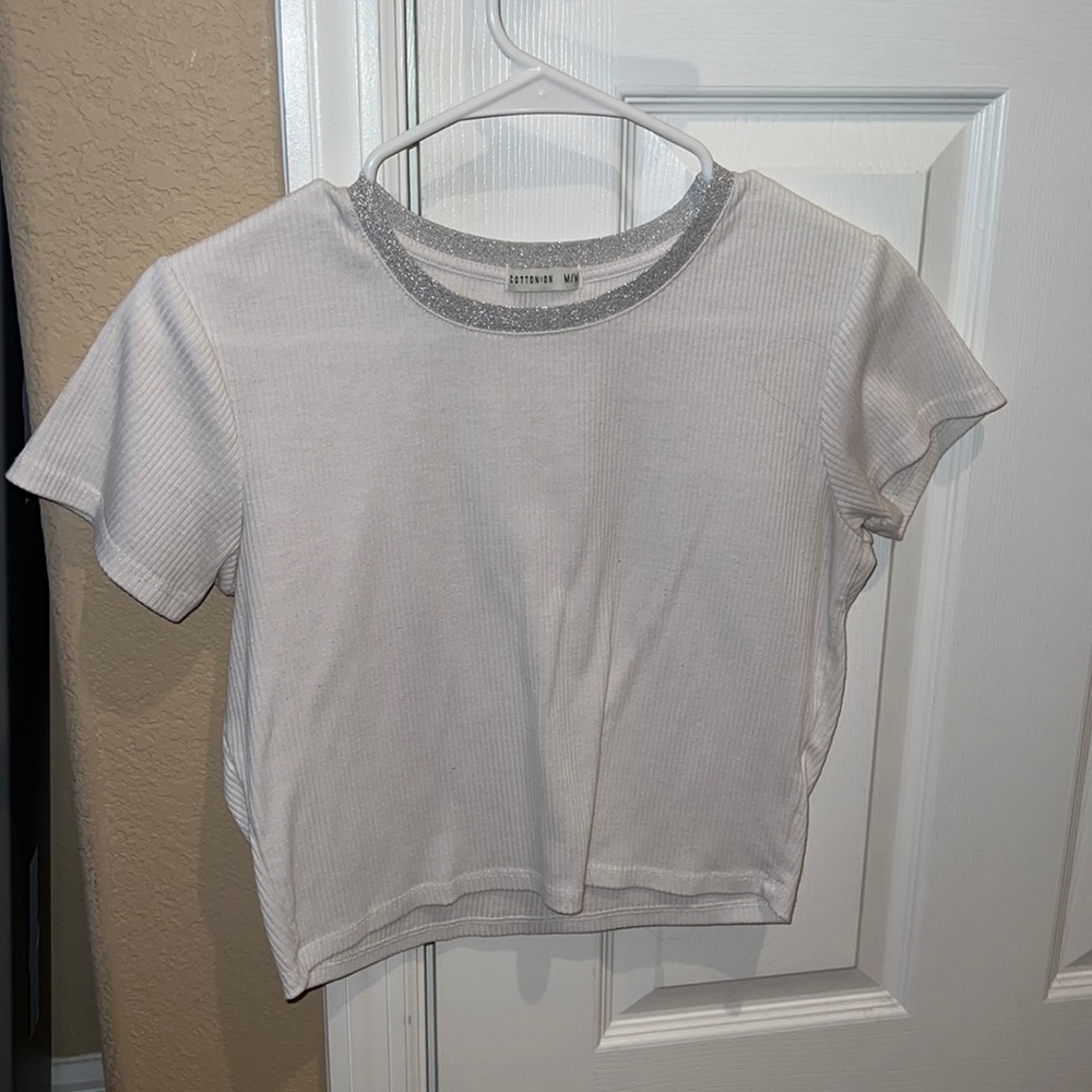 Ribbed White crop top